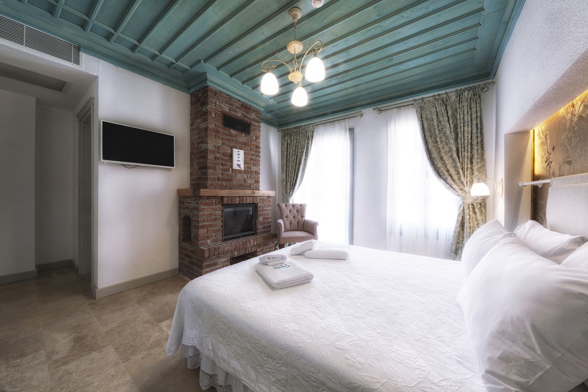 Cunda Fora Hotel Аявали Екстериор снимка
