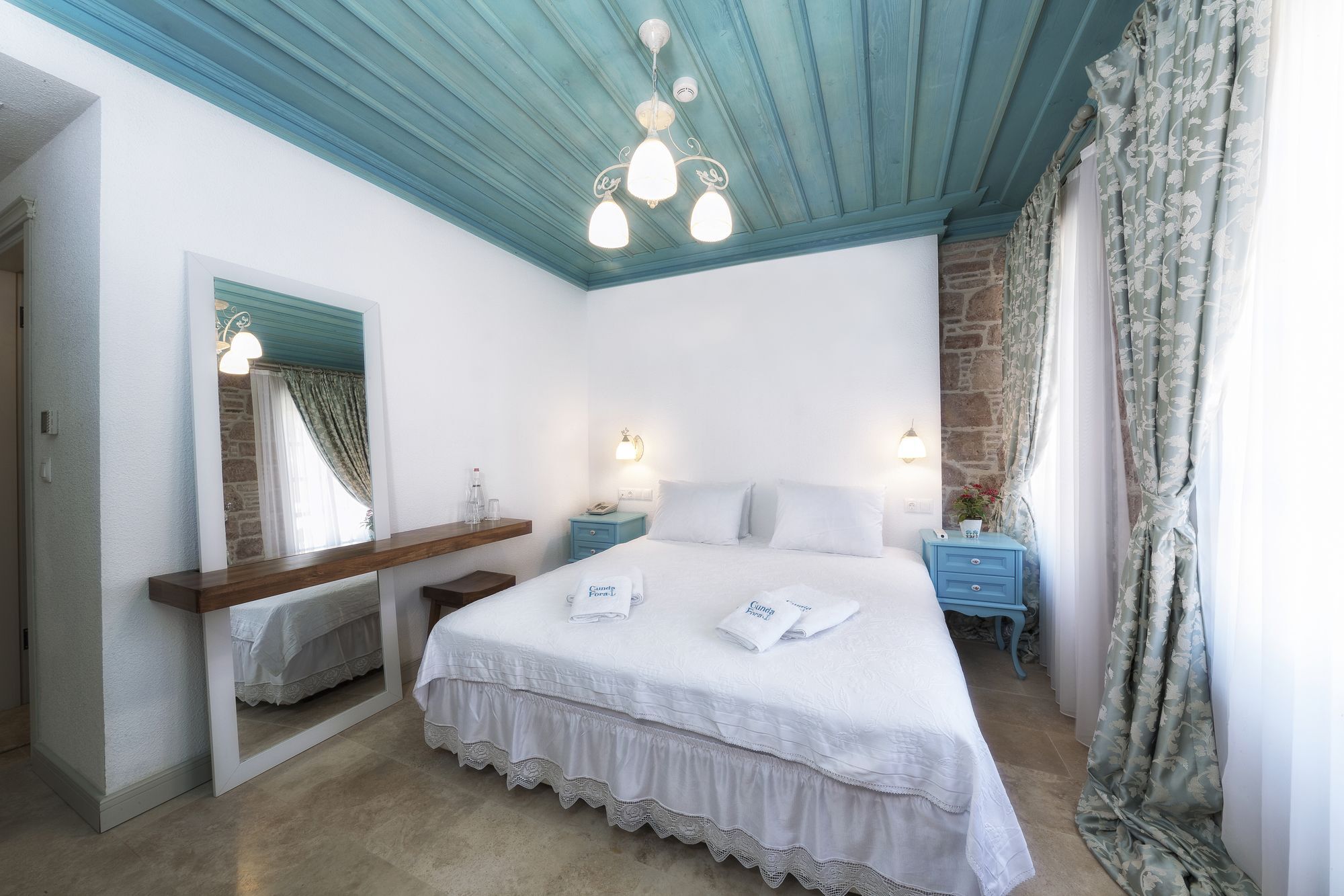 Cunda Fora Hotel Аявали Екстериор снимка